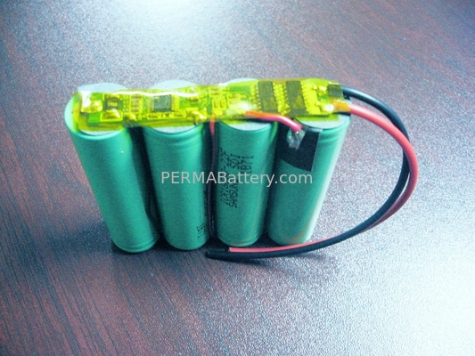 China Li-ion 18650 2S2P 7.4V 4400mAh battery pack with PCB and Flying Leads supplier