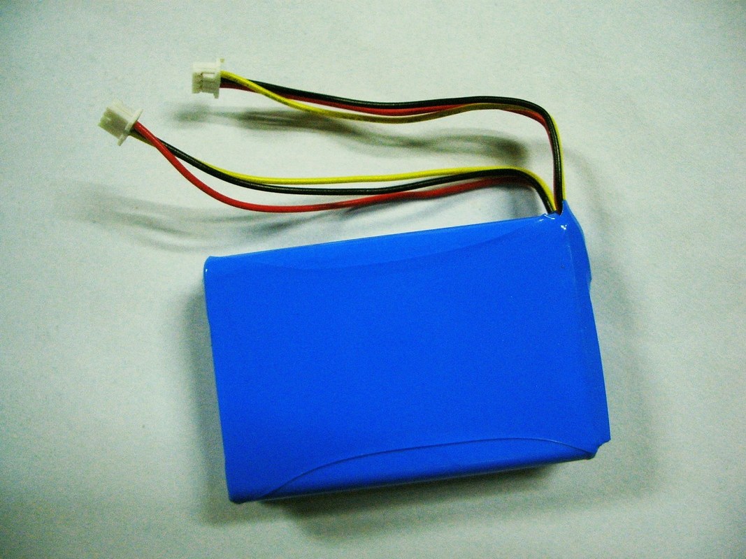 Liion 103450 3.7V 1800mAh battery pack with PCB and 2 Connectors for